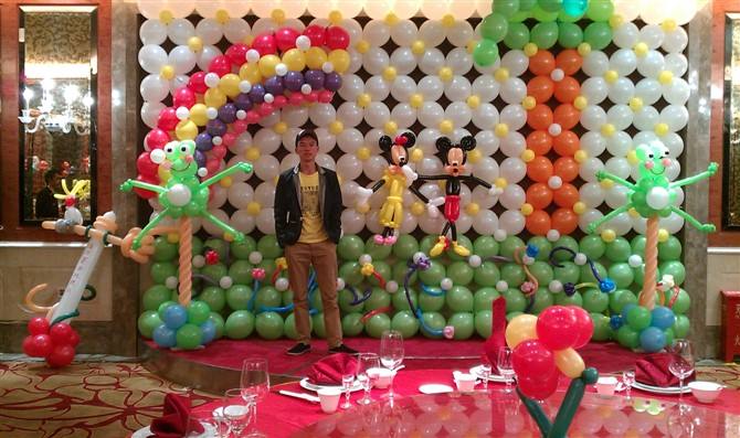 婴儿百日宴有什么忌讳 宝宝宴邀请函怎么写