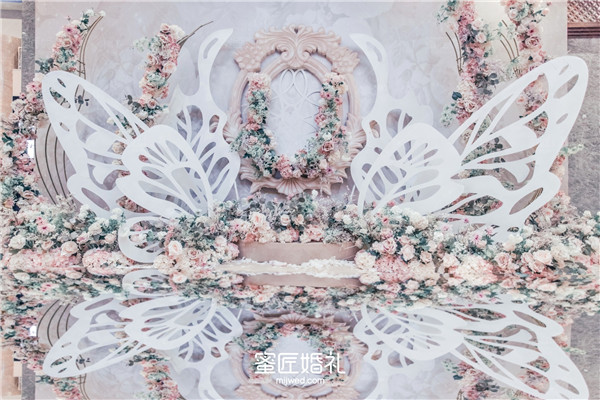 老公送礼物发朋友圈的说说