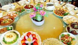 本站为您提供一篇关于广州一般办酒席多少钱一桌以及广州酒店办酒席一般多少钱,希望对大家有所帮助。