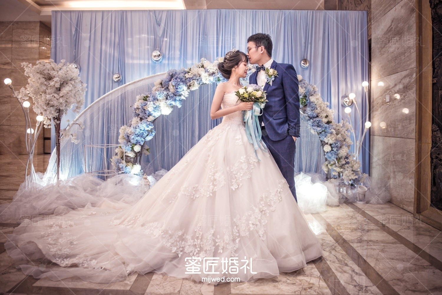 深圳哪里有婚纱卖