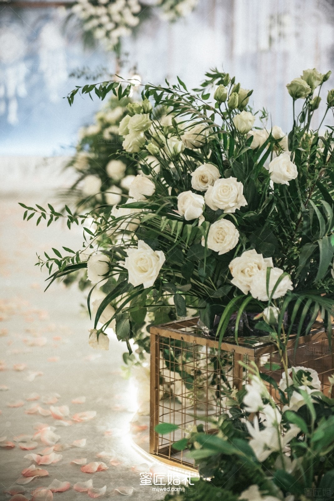 深圳婚纱礼服租赁