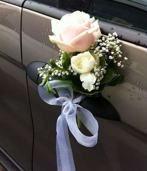 婚车丝带怎么绑