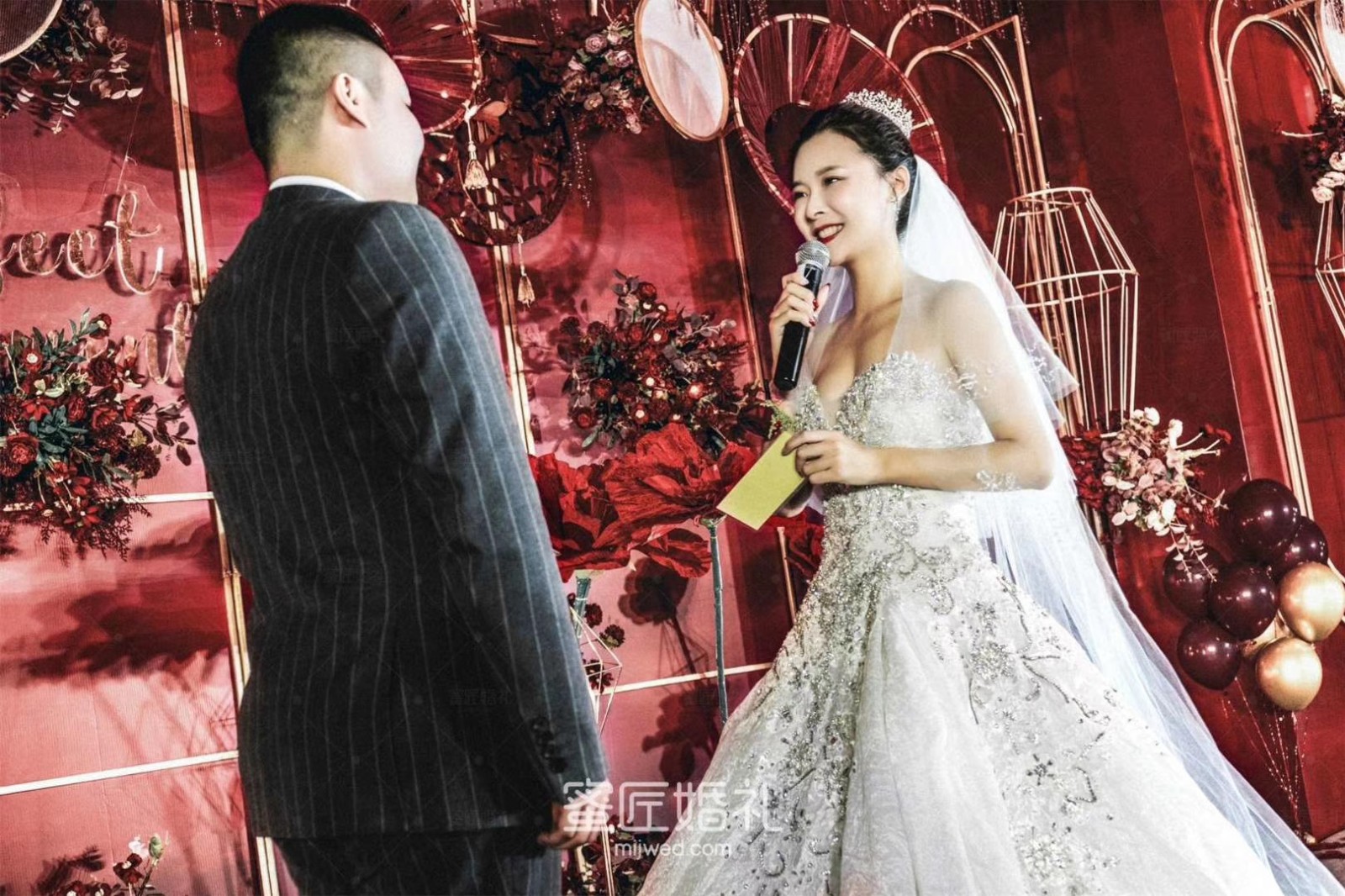 适合在婚礼上唱给新人的歌