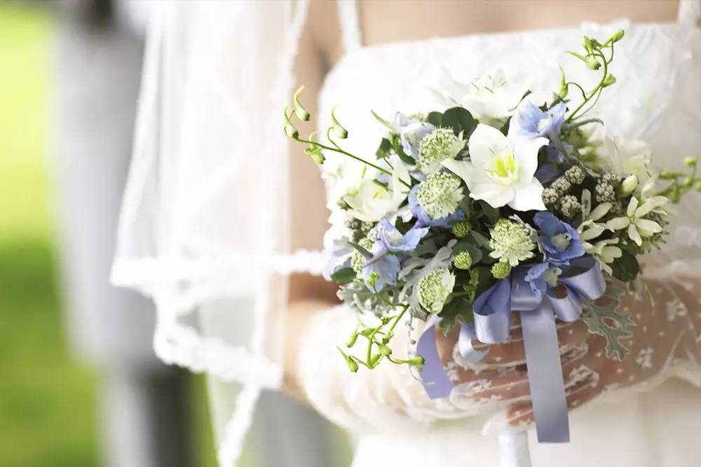 婚纱照28个姿势 拍婚纱如何摆姿势