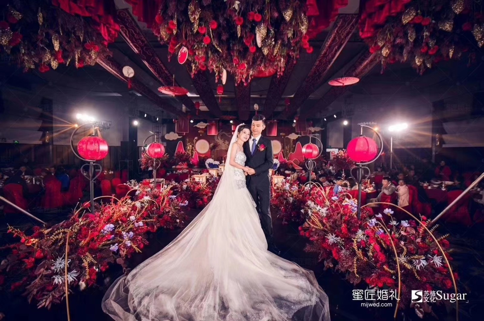 中式婚礼新人对唱歌曲 中式婚礼适合新郎唱的歌曲