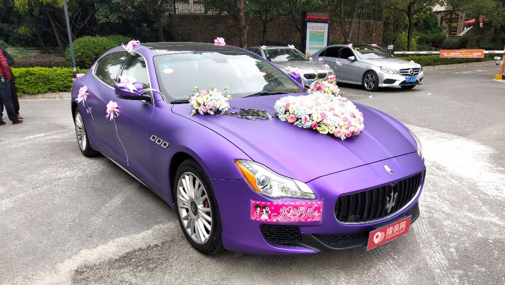 武汉租跑车一天多少钱武汉跑车租赁价格一般多少