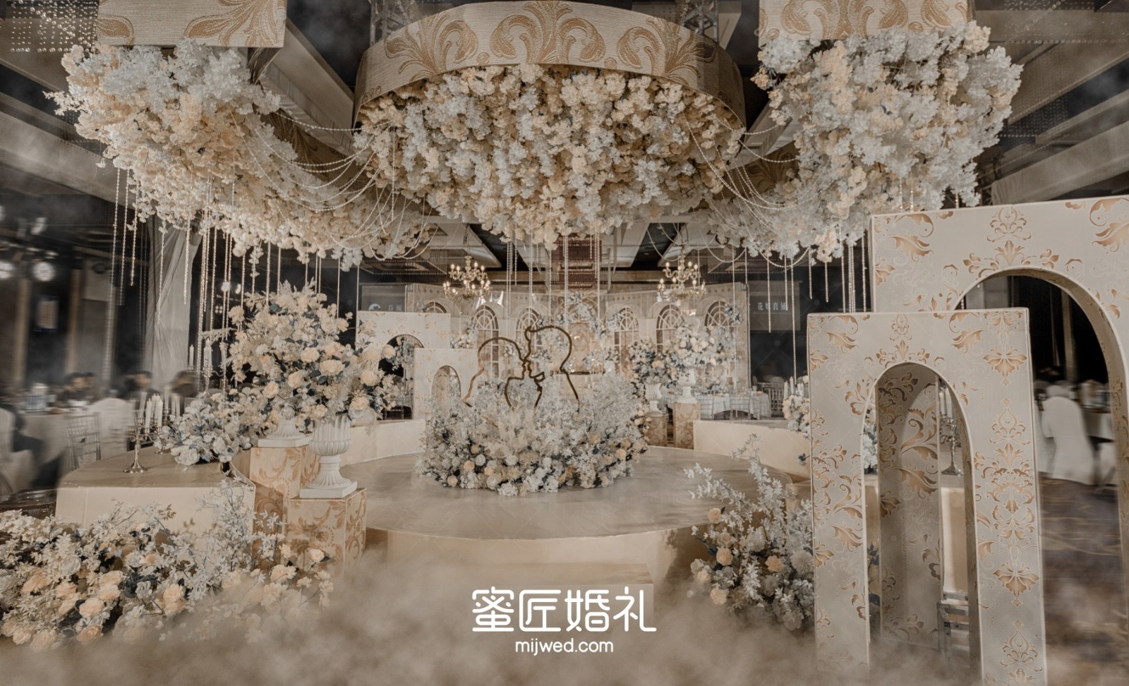 配婚纱照的爱情短句