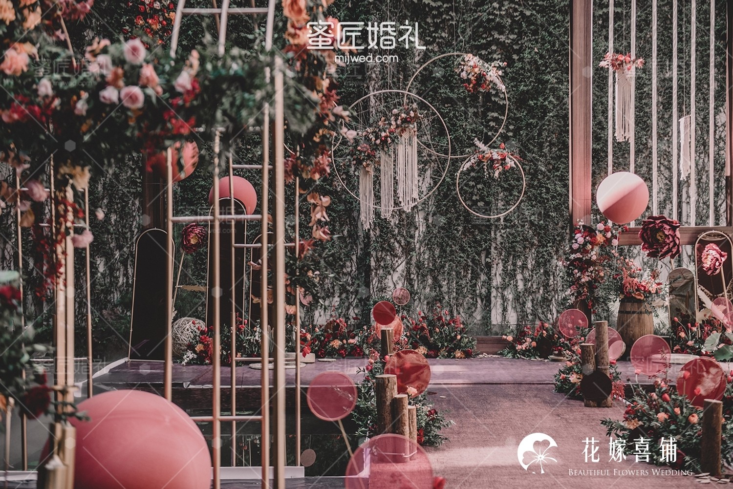 发表婚纱照的简单说说