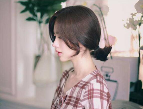 2020年流行发型短发 2020年短发烫发有哪些