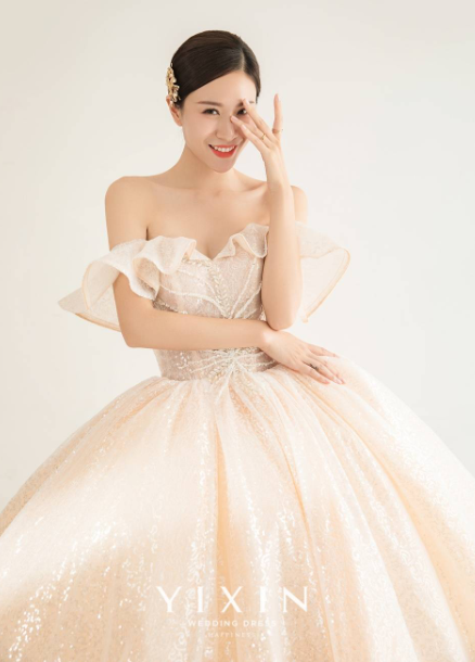 2020婚礼新娘服装图片 婚礼新娘衣服图片