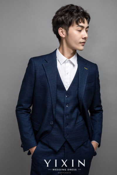 藏青色小蓝格单排一扣三件套