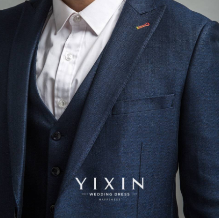 藏青色暗纹单排一扣三件套