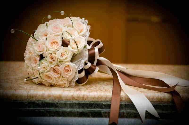 伴娘接到手捧花的寓意 伴娘接到手捧花怎么发言