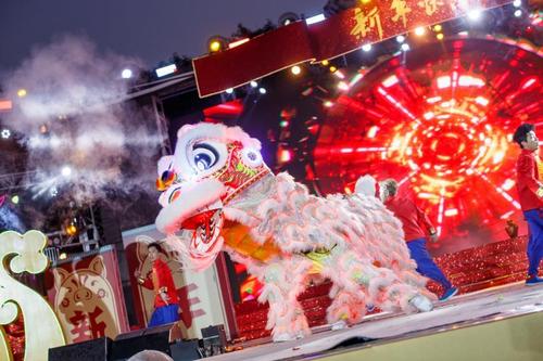 吃团年饭的朋友圈说说 团年饭发朋友圈的话