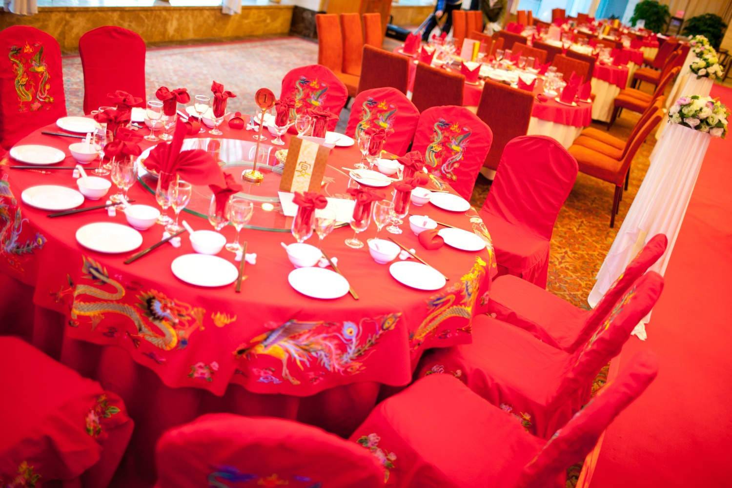 婚礼座次图婆婆娘家人坐哪 酒店婚礼座次图安排