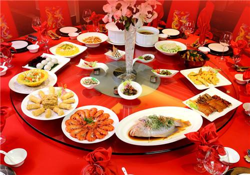 外甥结婚舅舅坐主桌吗