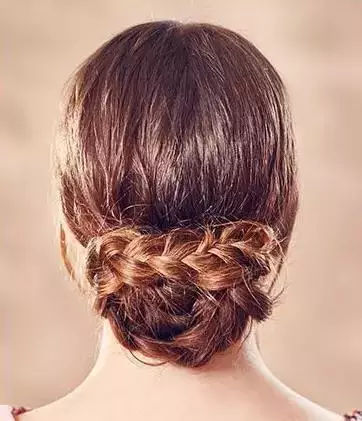 儿子婚礼婆婆发型图片