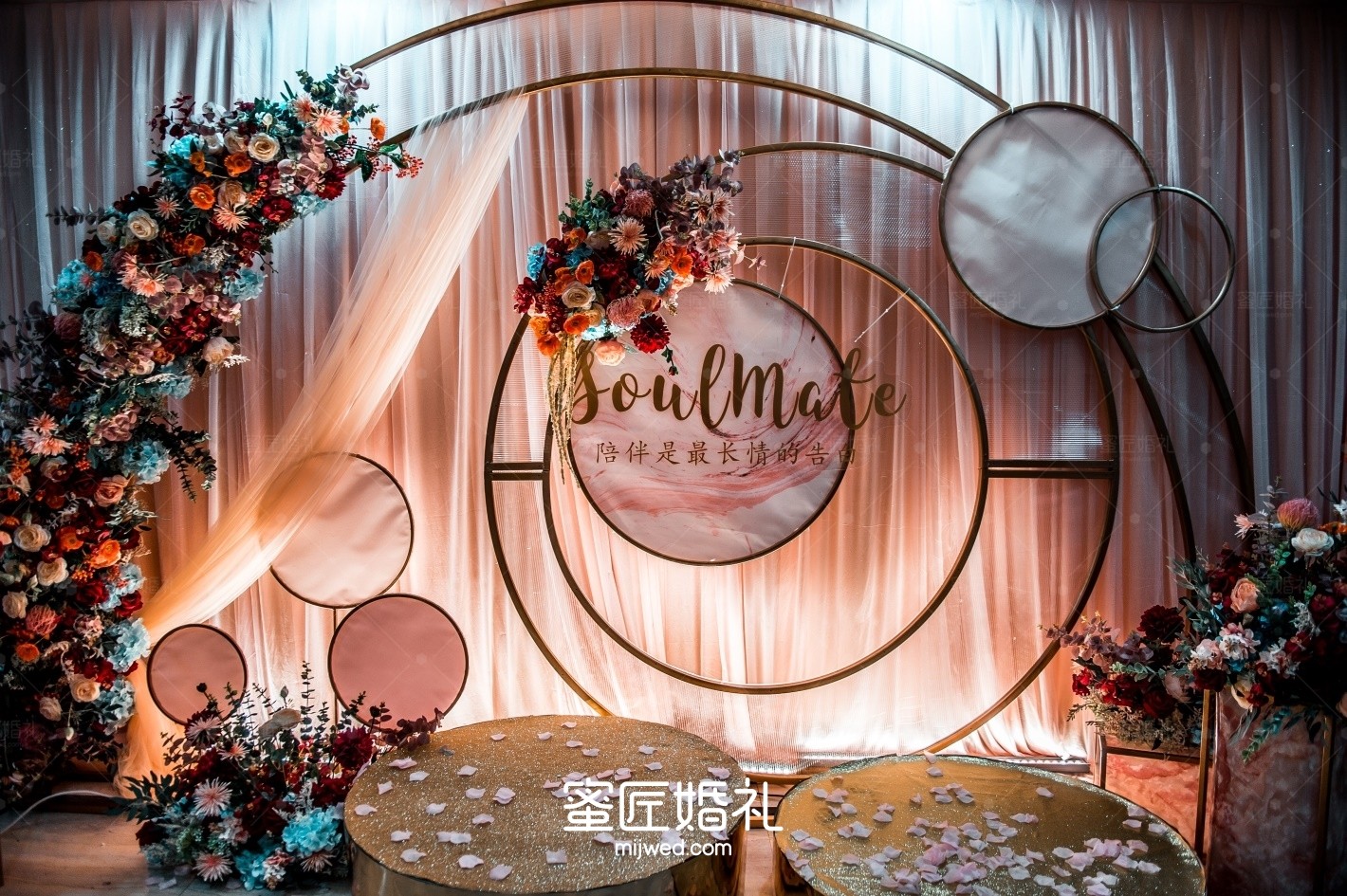 结婚当天伴娘捉弄新郎伴郎的游戏 伴娘捉弄伴郎的方法