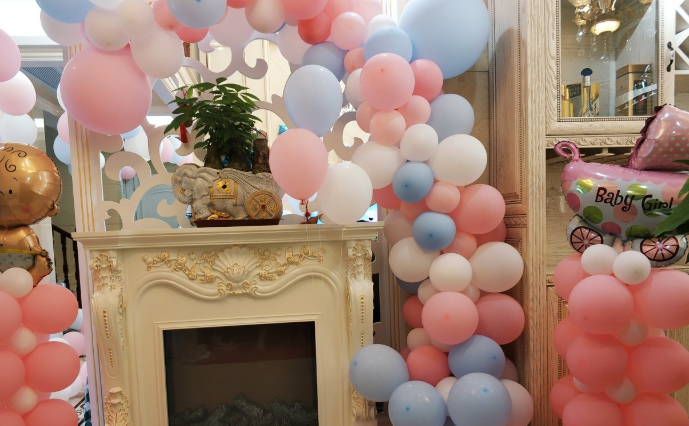 宝宝百日宴朋友圈配字 儿子满月发朋友圈简语