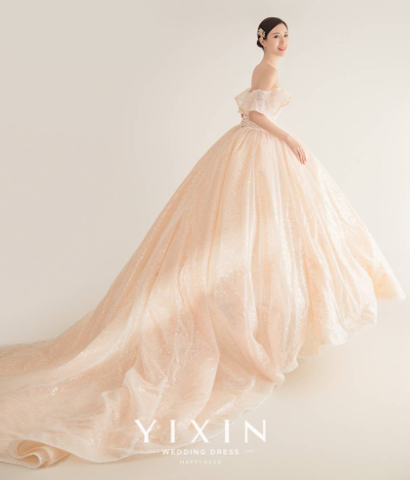 较新浪漫婚纱照片 浪漫婚纱较新款照片