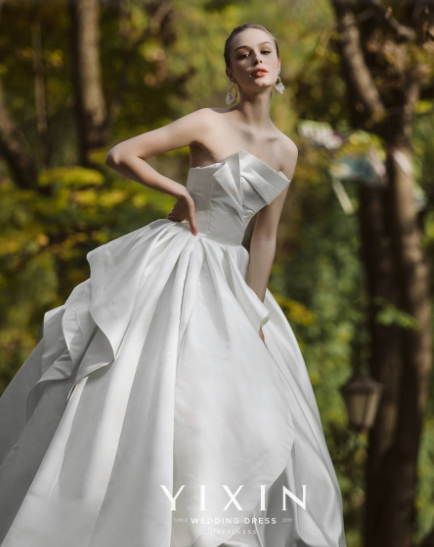 漂亮的婚纱礼服图片 婚纱礼服图片 新款