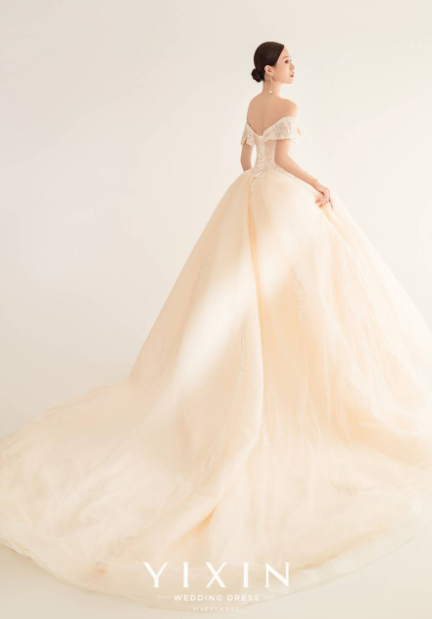 今年很流行的婚纱图片 韩式唯美婚纱图片