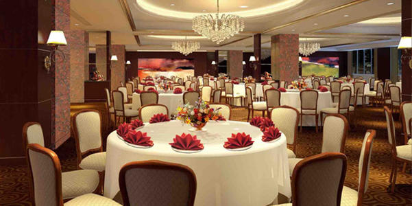 如何跟酒店谈婚宴价格