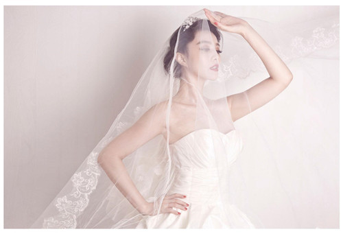 拍婚纱照的姿势大全集 拍婚纱照姿势和表情大全