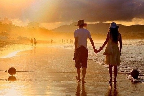 婚礼上能唱气氛的歌曲 婚礼上好唱又能带动气氛的歌