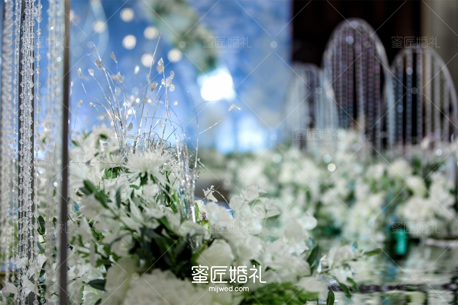 婚礼跟拍摄影师多少钱一天