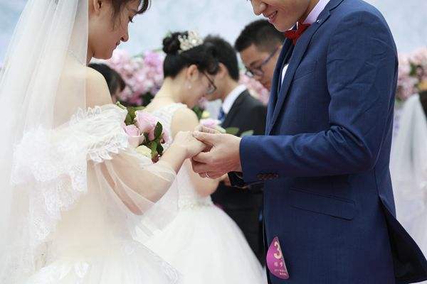 结婚表白新郎较感人的话 语婚礼表白语录