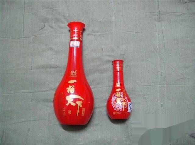 一般喜宴上喝什么酒 现在婚宴上摆什么酒