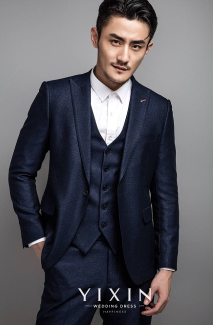 结婚新郎礼服搭配图片 结婚新郎礼服搭配推荐