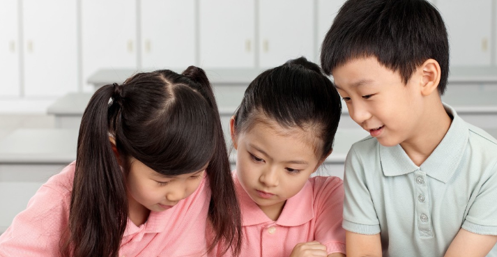 晒娃发朋友圈的搞笑句子 2020晒娃发朋友圈的好句子