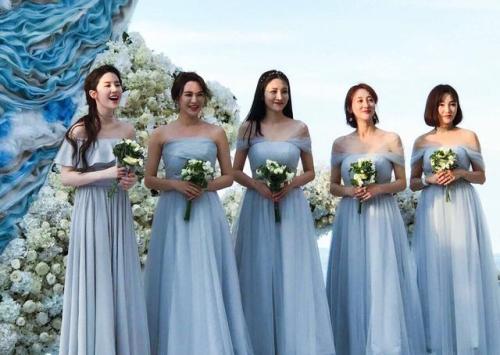 伴娘选择要注意哪些 伴娘在婚礼上做什么