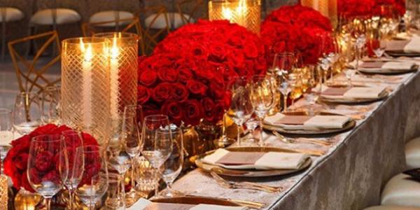 户外婚礼和吃饭流程