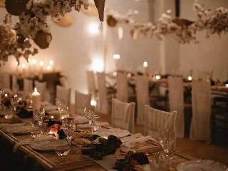 草坪婚礼宴席怎么办