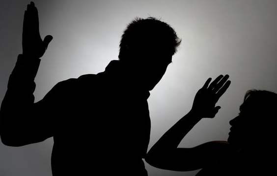 家暴离婚需要什么证据 离婚都需要什么手续和证件