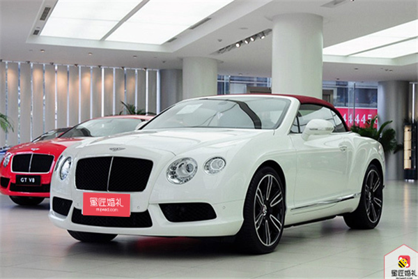 主婚车租一天多少钱