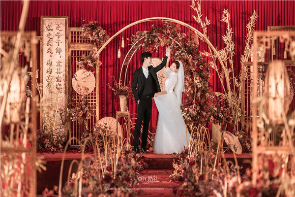 夫妻相守一生金典成语