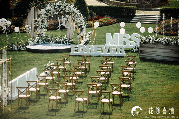 女方送亲的给多少红包