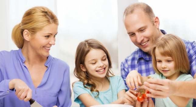 宣布孩子出生经典句子 宣布孩子出生的说说