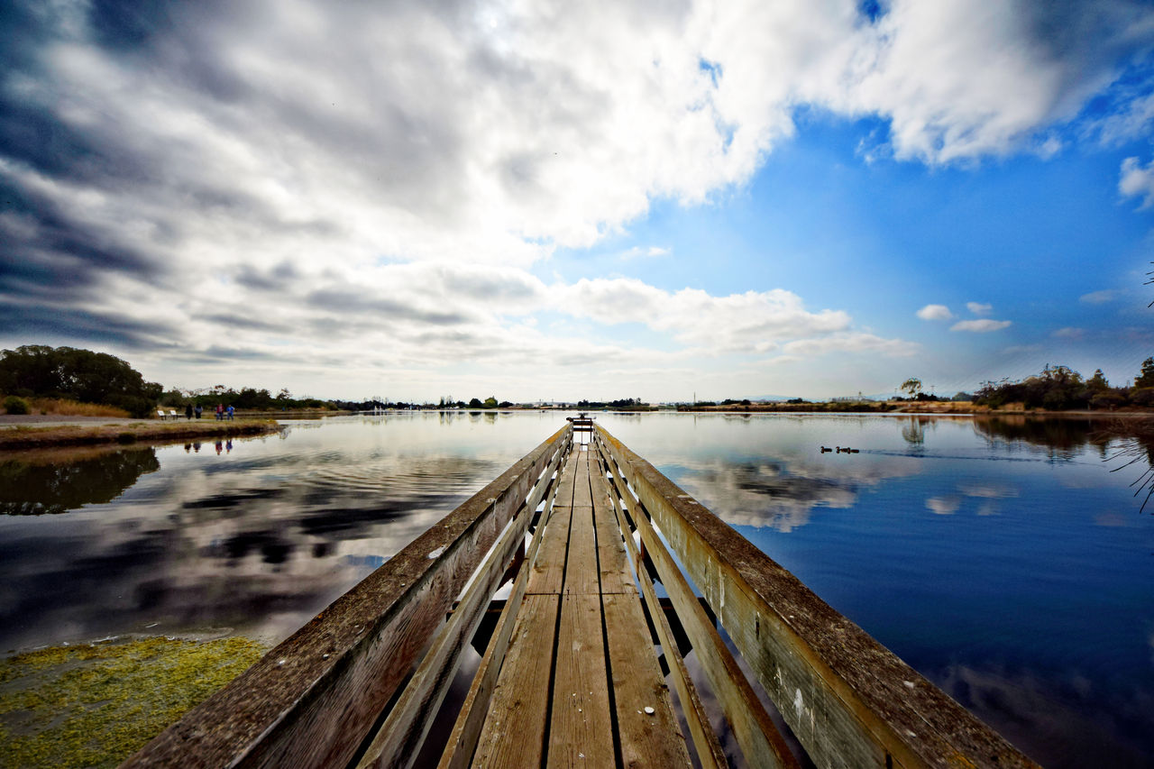 与相亲男一次牵手 一次牵手看男生性格