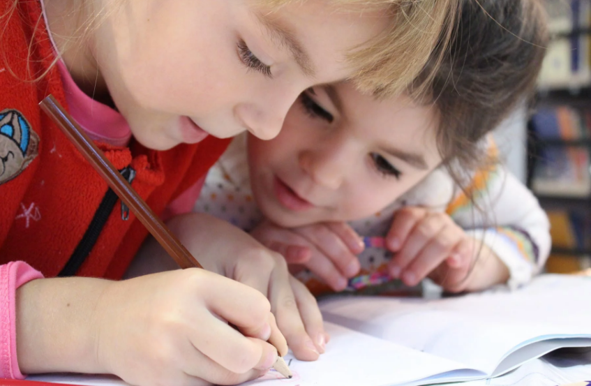 孩子给老师的三八妇女节祝福 三八妇女节孩子祝福