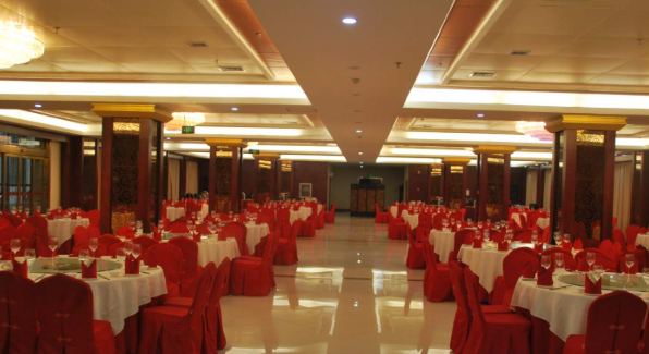 深圳一般满月酒酒店多少钱