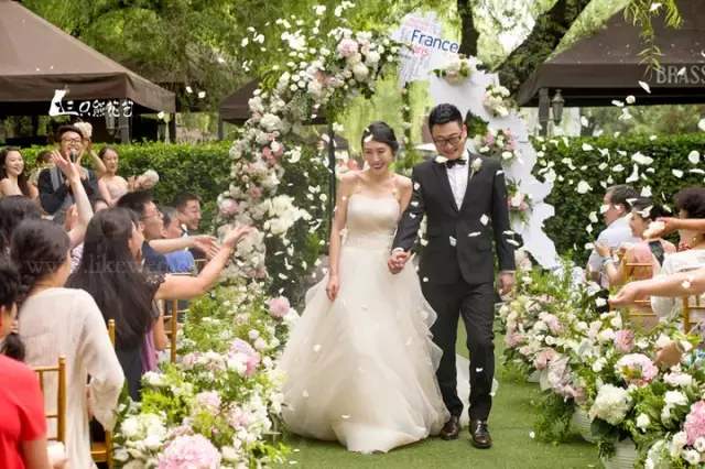 结婚较想对老婆说的话 结婚对老婆说的情话