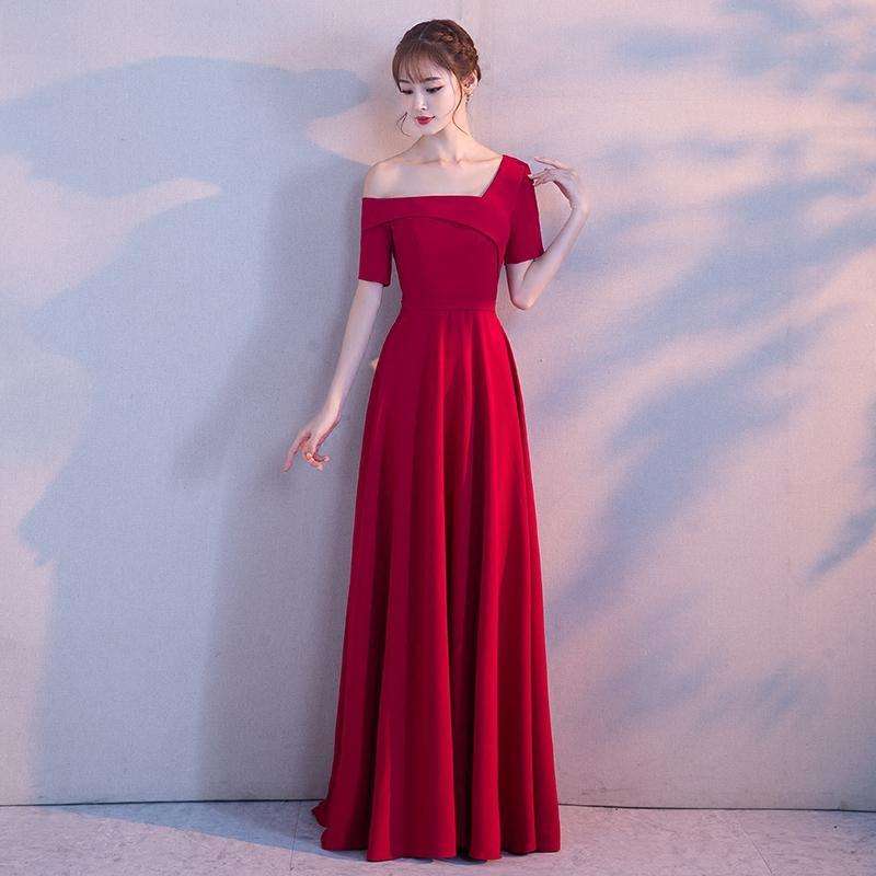 伴娘穿什么颜色的衣服好