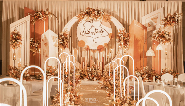 属鸡人的婚姻与命运