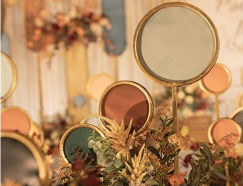 适合晒结婚证的优美句子 适合晒结婚证的微信说说