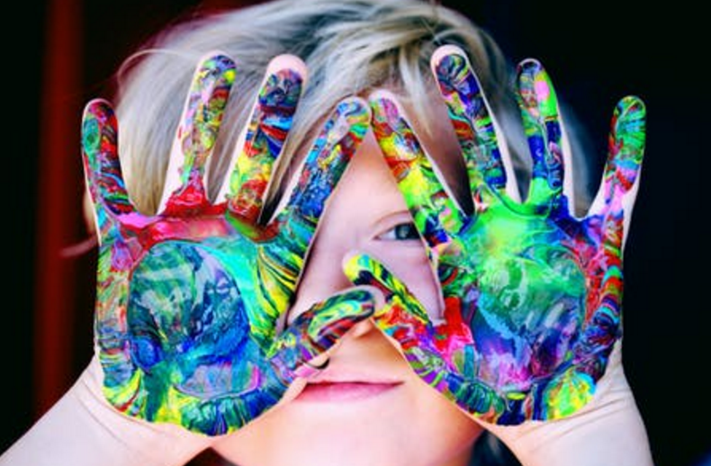 请满月酒朋友圈怎么发